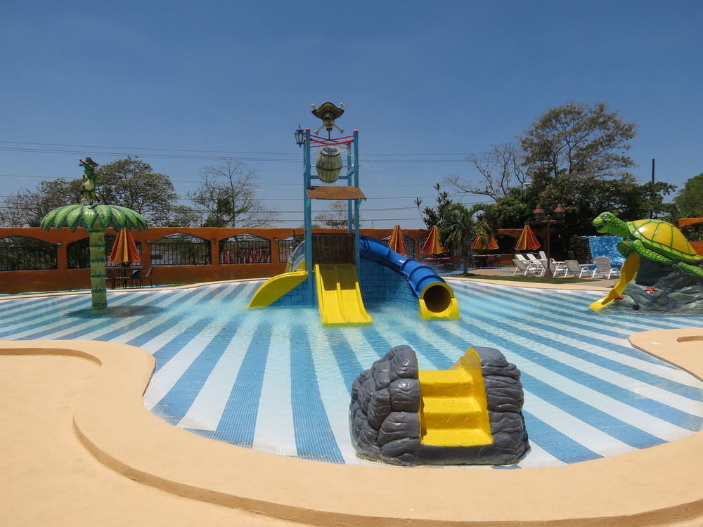 Hotel La Hacienda Santiago Buitenkant foto
